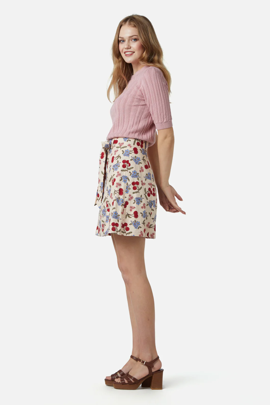 French Cherry Flippy Skirt - Image 3