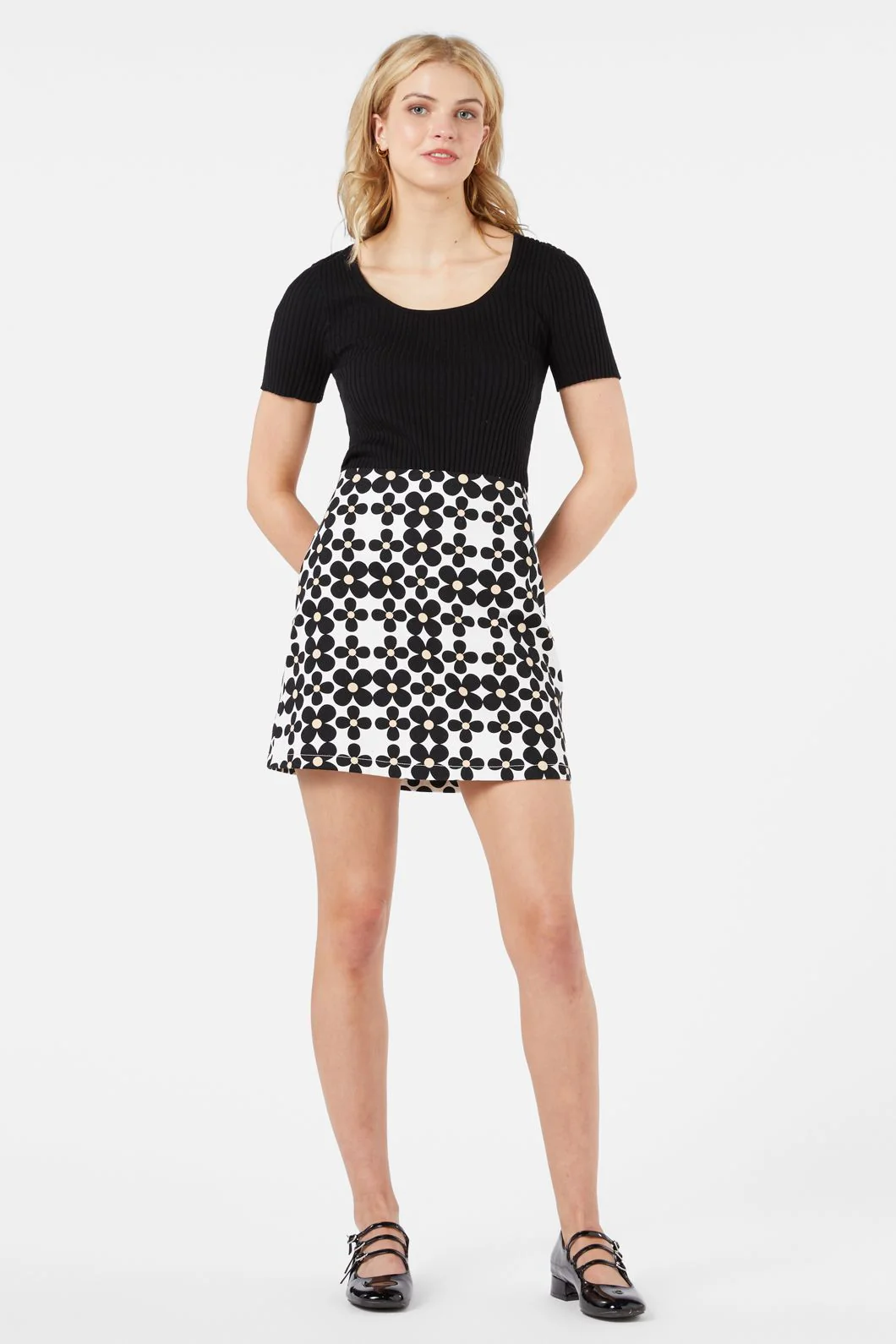 Juni Mini Skirt - Image 3