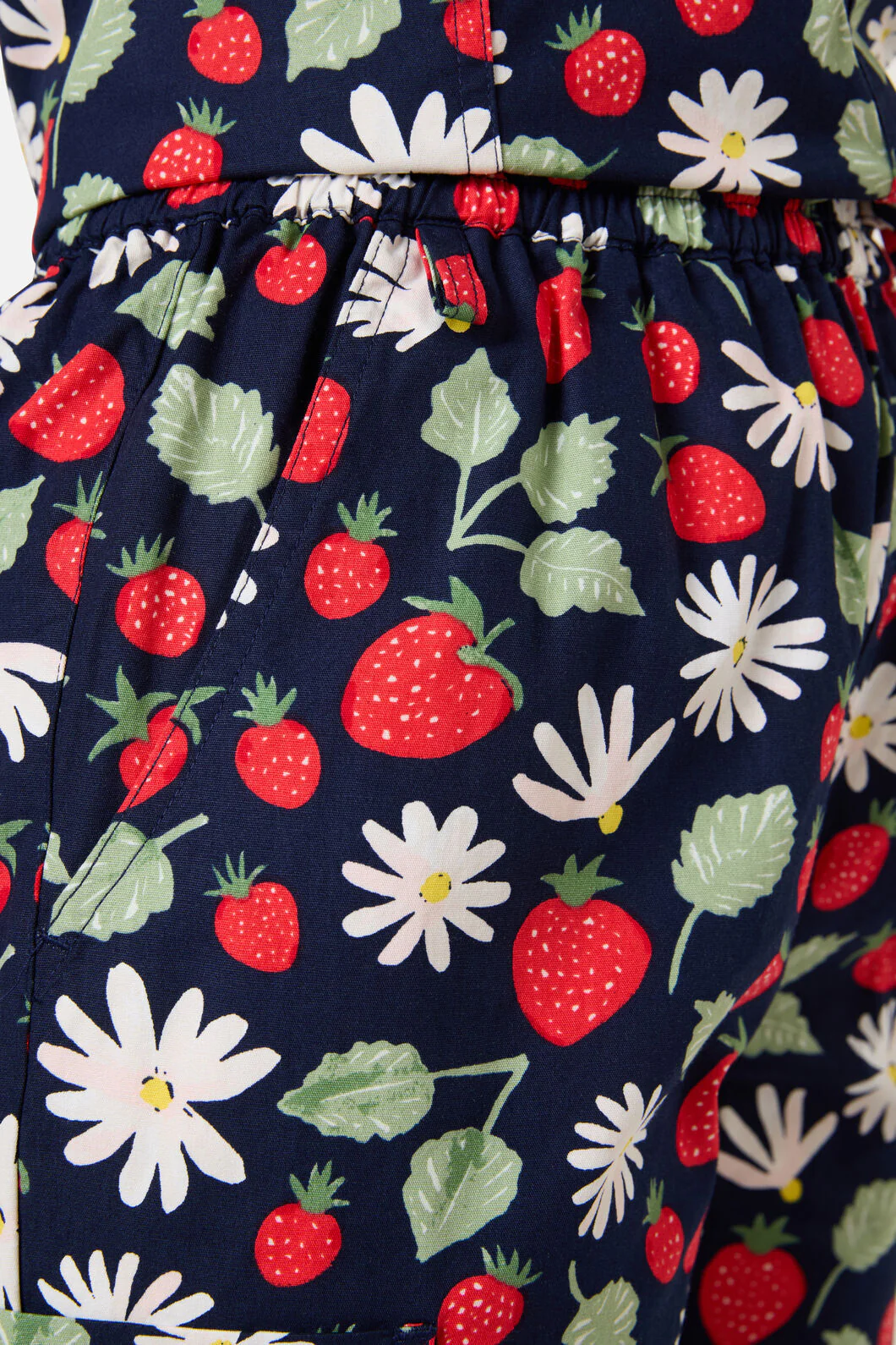La Fraise Scrub Set - Image 11