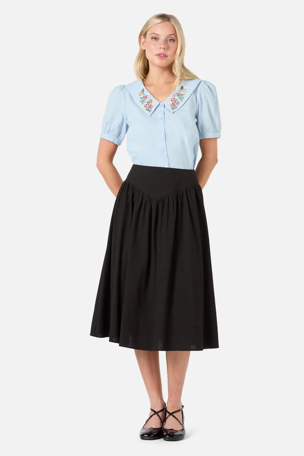 Latice Embroiderd Blouse - Image 3