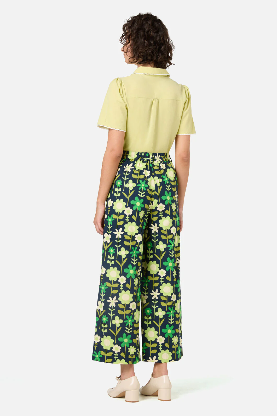 Lucy Retro Short Sleeve Blouse - Image 5