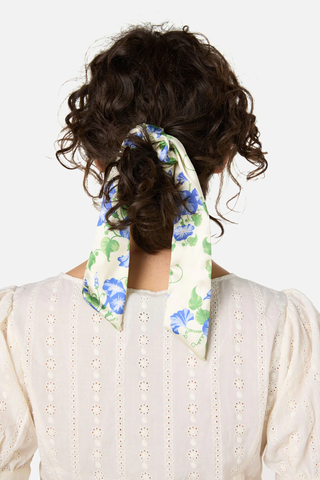 Morning Glory Scrunchie Scarf