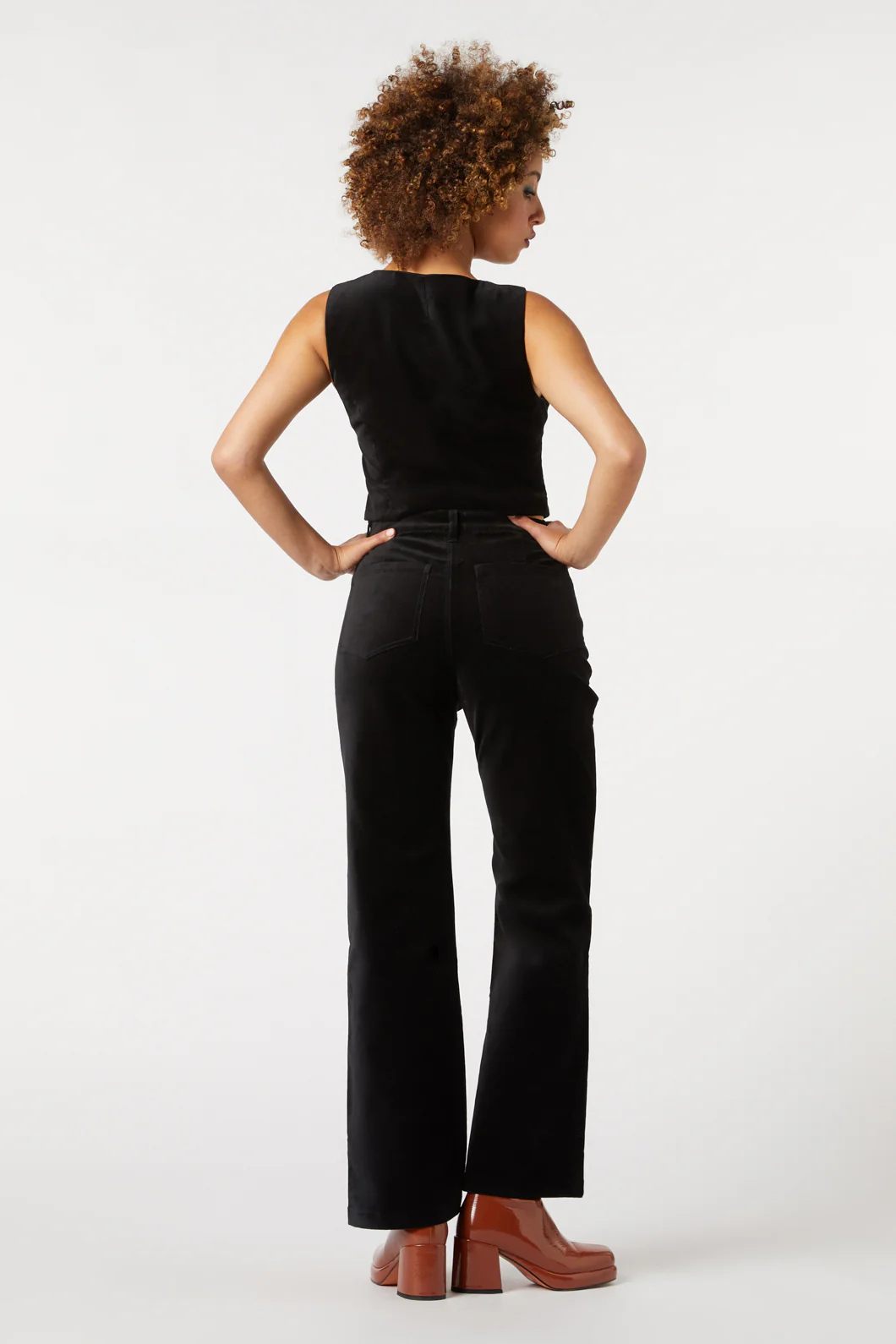 Sadie Velvet Vest - Image 5